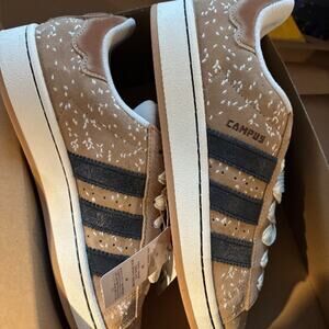 Adidas Campus 00s"Pan de Muerto" -Día de Muertos JP6903 Warm Sand Core Black 9.5